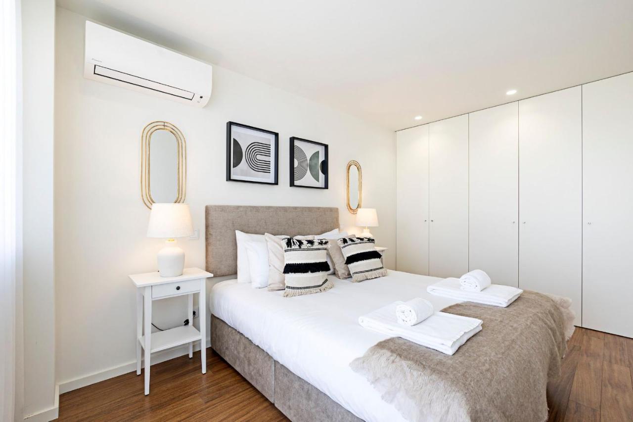 Santos 1071 By Lovelystay * Oporto